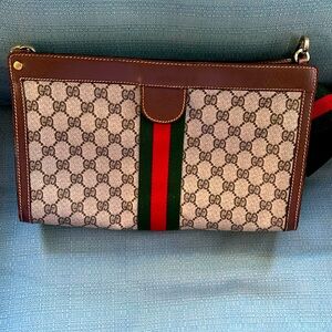 Gucci Vintage clutch